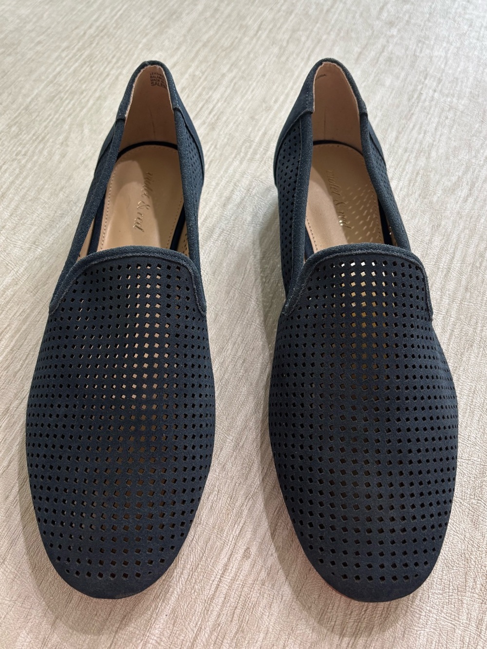 Violet & Red Perforated Slip-On Loafers - Navy Blue